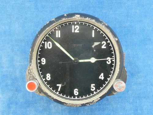 Montre tableau bord - tableau,