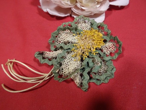 Fleurs superbe broche - fleurs=superbe,