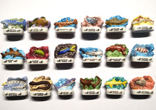 Série complète de fèves POISSONS FEROCES animaux collection atlas Requins.. *197