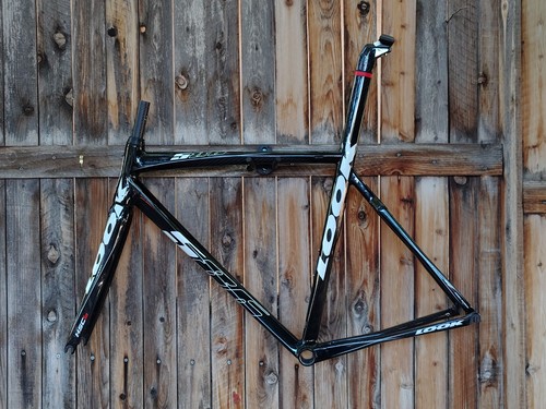 Look 586 frameset size - 586,