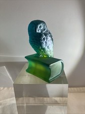 sculpture chouette sur livre