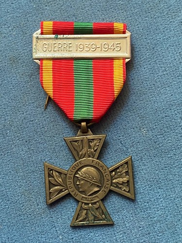 Croix combattant volontaire - croix,
