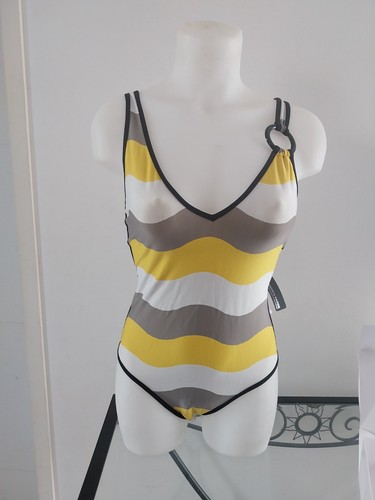 Maillot bain femme pièce - bain, 1