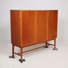 Buffet vintage en acajou avec rangements et tiroirs – Suède, années 1960