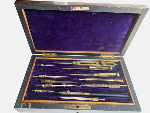 Ancien coffret compas - coffret,