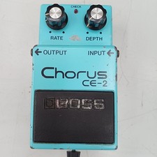 Pédale d'effets BOSS CE-2