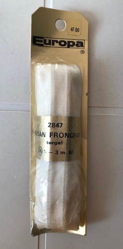 Ancien ruban fronceur - fronceur, en