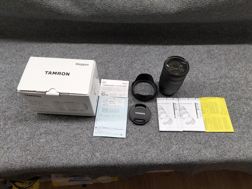 Interchangeable lens model - , 18