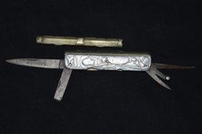 COUTEAU PLIANT PRUSSIEN GUERRE 1870-TROPHEES : CASQUE-SCHAPSKA-ARME-CROIX DE FER