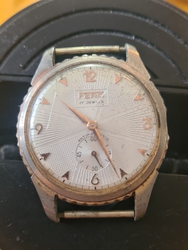 Ancienne montre mécanique - ancienne,