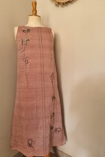 NITYA : SUPERBE ROBE BRODÉE VIEUX ROSE 100% COTON DOUBLÉE