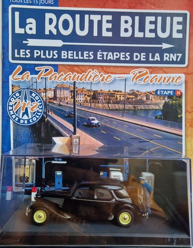 Altaya la route - la, bleue
