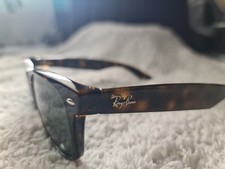 Ray-Ban New Wayfarer RB2132