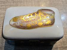 ANCIENNE BOITE     EPOQUE  NAPOLEON   PORCELAINE A.G.B   ABEILLES  CHAUSSURE