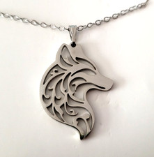 Collier "Tête de loup" en acier inoxydable argenté et sa chaîne de 50 cm