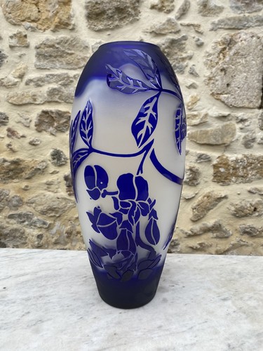 Acid etched cameo glass vase - acid-etched,