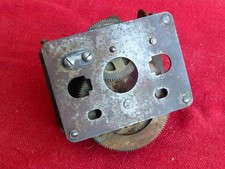 ANCIEN MOTEUR DE GRAMOPHONE PHONOGRAPHE N° 00 (84)