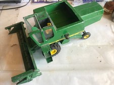 ERTL  MOISSONNEUSE JOHN DEERE 6600 Pour Pièces
