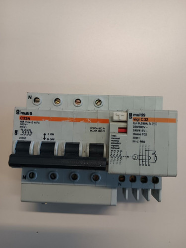 Disjoncteur tetra multi9 - disjoncteur,