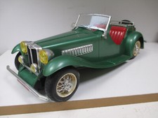 MG TC 305 F Vert Green Grun par SANCHIS Espana FRICTION CAR long 33 cm au  1/12