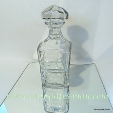 Whiskey decanter in Crystal of Baccarat in perfect condition Chauny model