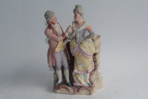Porcelaine biscuit polychrome