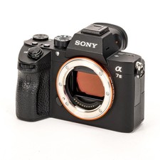 Boîtier Sony Alpha 7 III, noir, 24,2 MP, appareil photo