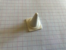 CONE DE SIGNALISATION BLANC   PLAYMOBIL P3313CV1 OU AUTRE 3112 3202 3313 3400 ..