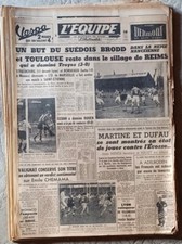 LOT 29 journaux L'EQUIPE année 1955 - Cyclisme, Tour de France, Boxe, Foot, etc.