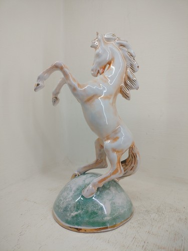 Sculpture cheval céramique