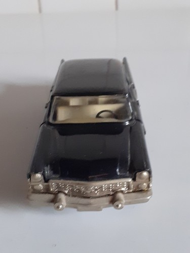 Voiture russe gaz chaika - voiture,