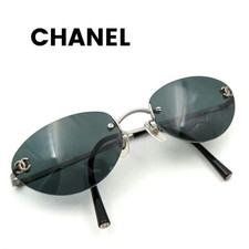 Lunettes de soleil CHANEL sans