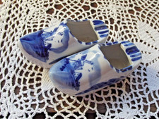 Paire de sabots en céramique DELF (fabrication Pays Bas)