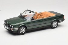 MCG18545 BMW 325i E30 Green