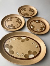 3 Assiettes Plates Et 1 Plat