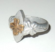 ARTISANAT DE TRANCHÉES - BAGUE DE POILU 14 / 18 - CISELÉE + TREFLE - WWI