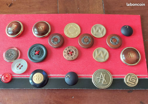 Boutons marques voir - de,