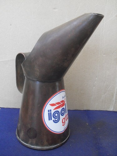 Broc ancien huile garage - ,