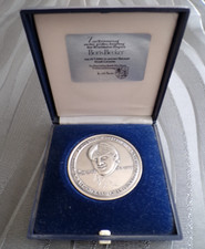 MEDAILLE BORIS BECKER TENNIS