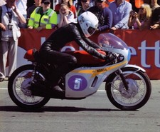 Fiche Moto : HONDA RC 166