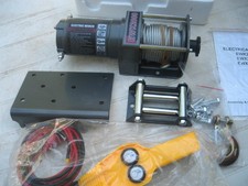 TREUIL ELECTRIQUE 12 VOLTS