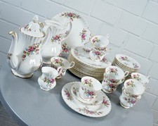 Porcelaine Royal Albert Moss