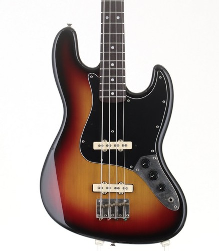 Guitare basse électrique