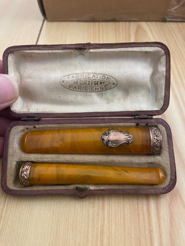 Tres jolie ancien fume - jolie,
