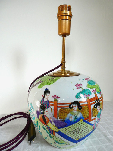 Important pied lampe pot à - important,