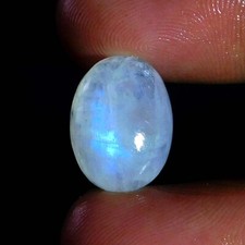 Cabochon ovale blanc