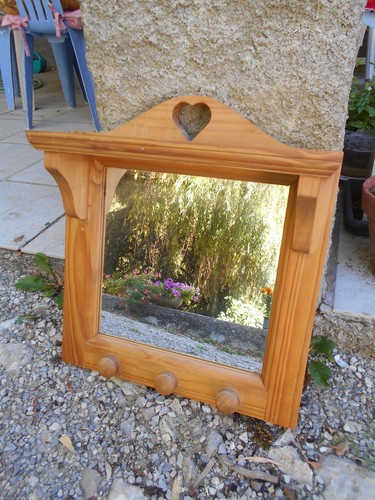 Etagere miroir coeur accroche - etagere,