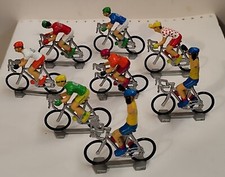 LOT DE 8 CYCLISTES DERNIERE GENERATION STARLUX TOUR DE FRANCE EN PLASTIQUE TBE