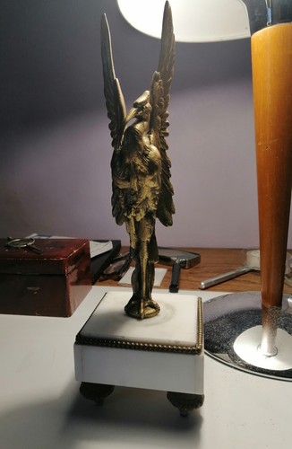 Mascotte bronze doré - mascotte,