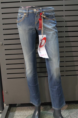 Take two jeans - two, pour